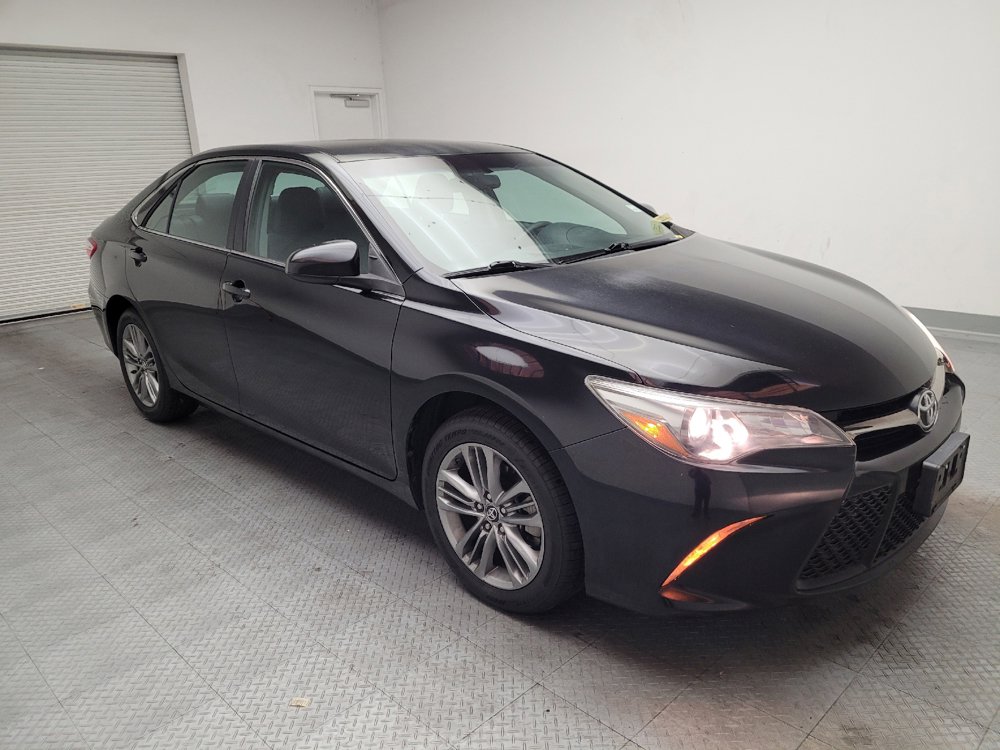 Used 2017 Toyota Camry SE FWD image 11