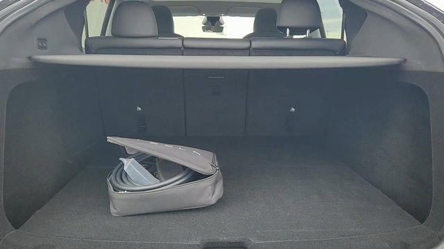 Used 2026 Tesla Model Y Long Range image 19