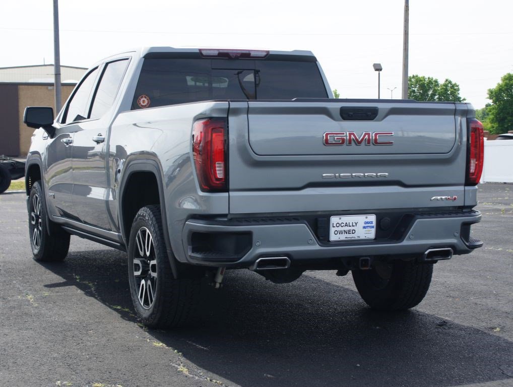 Used 2024 GMC Sierra 1500 AT4 w/ Technology Package image 16