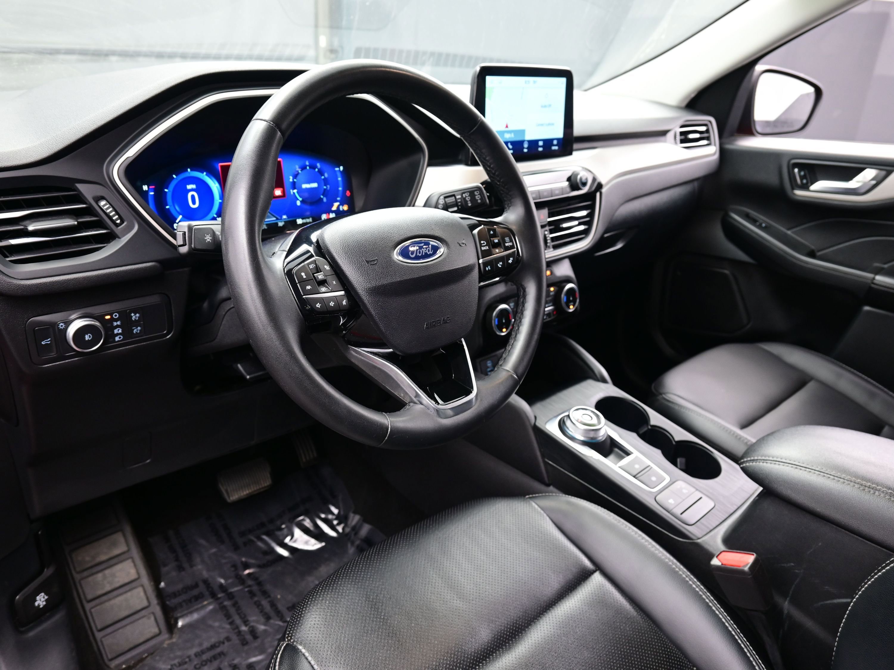 Used 2022 Ford Escape SEL w/ Technology Package image 15