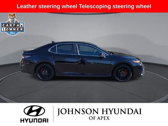 Used 2023 Toyota Camry SE image 9