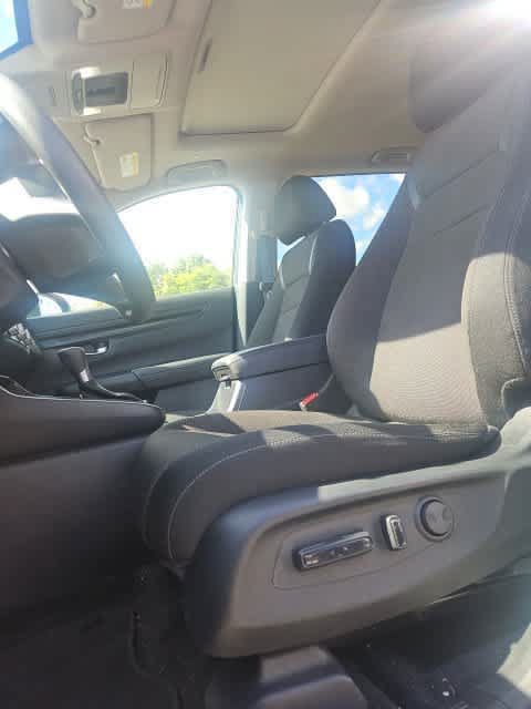 Used 2024 Honda CR-V EX image 9
