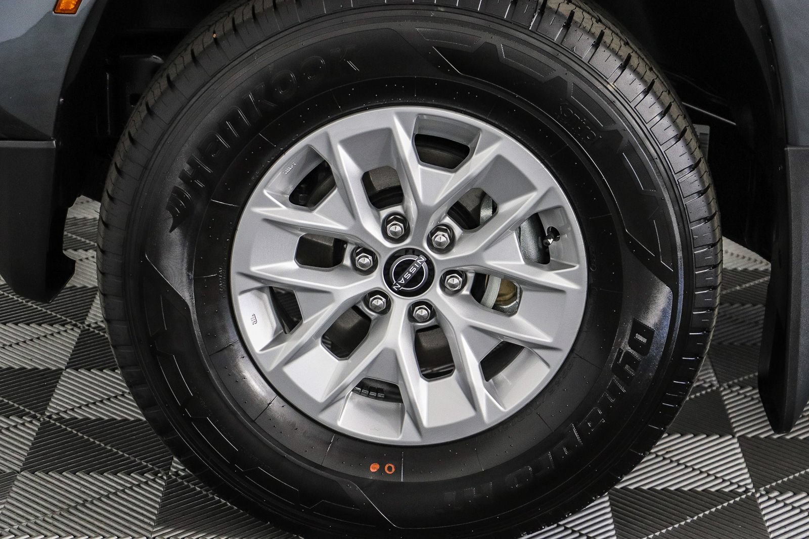 New 2027 Nissan Frontier S w/ Tow Package RWD image 11