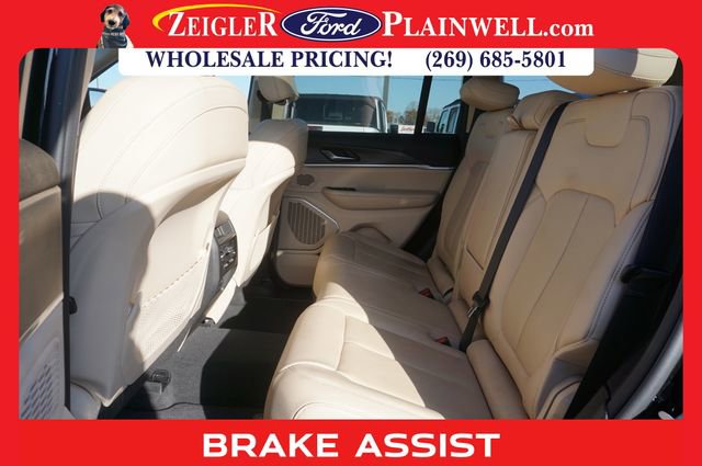 Used 2022 Jeep Grand Cherokee Limited image 12