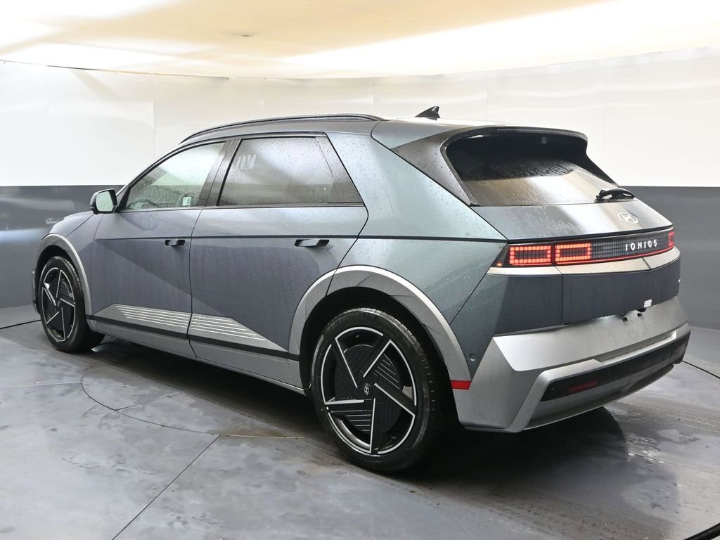 Used 2025 Hyundai Ioniq 5 Limited image 3