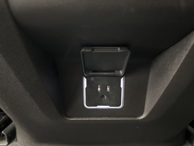 Used 2021 Chevrolet Tahoe Z71 image 28