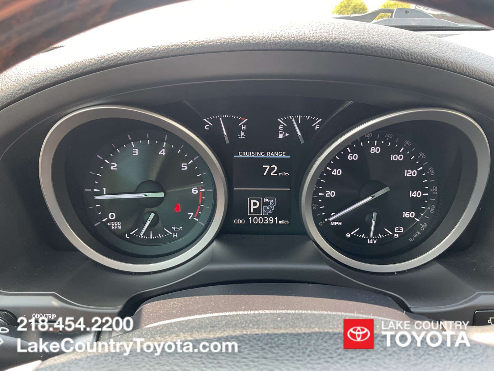 Used 2014 Toyota Land Cruiser AWD/4WD image 30