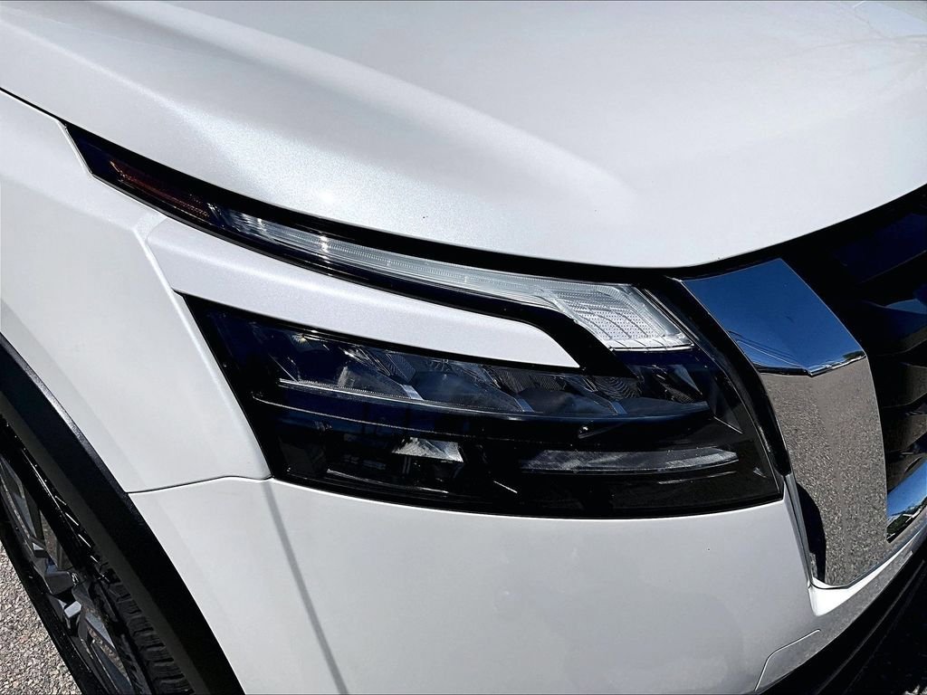 Certified 2023 Nissan Pathfinder SV AWD/4WD image 32