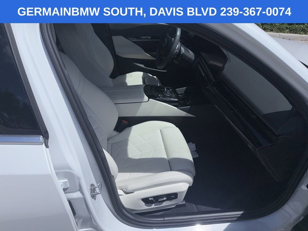 Certified 2024 BMW 530i w/ Premium Package RWD image 26