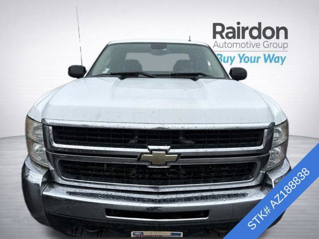 Used 2010 Chevrolet Silverado 2500 LT AWD/4WD image 2