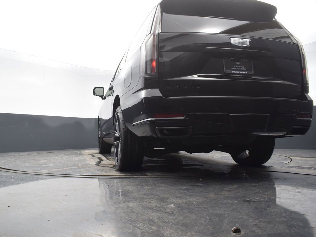 Certified 2026 Cadillac Escalade ESV Platinum Sport w/ LPO, ONYX Package image 55