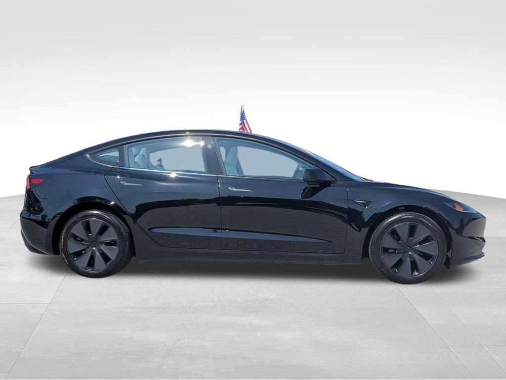 Used 2025 Tesla Model 3 Long Range RWD image 3