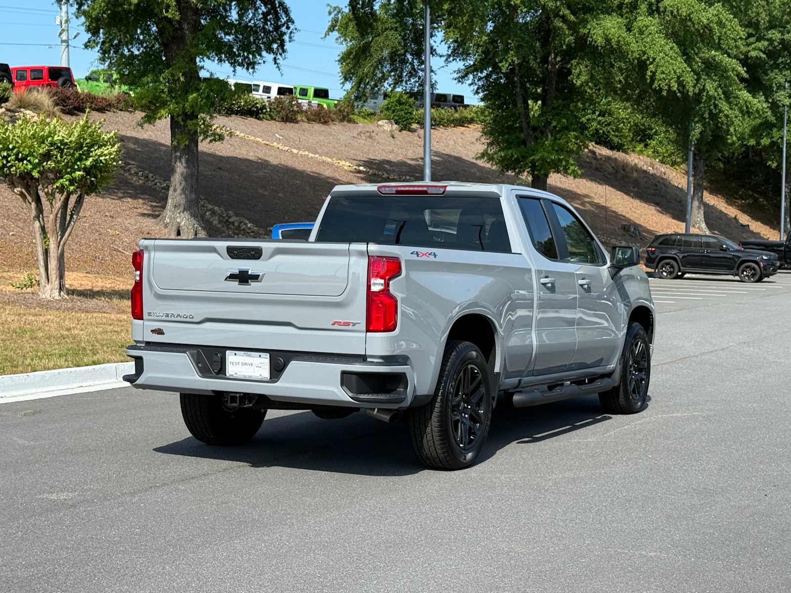 Used 2025 Chevrolet Silverado 1500 RST w/ Protection Package AWD/4WD image 5