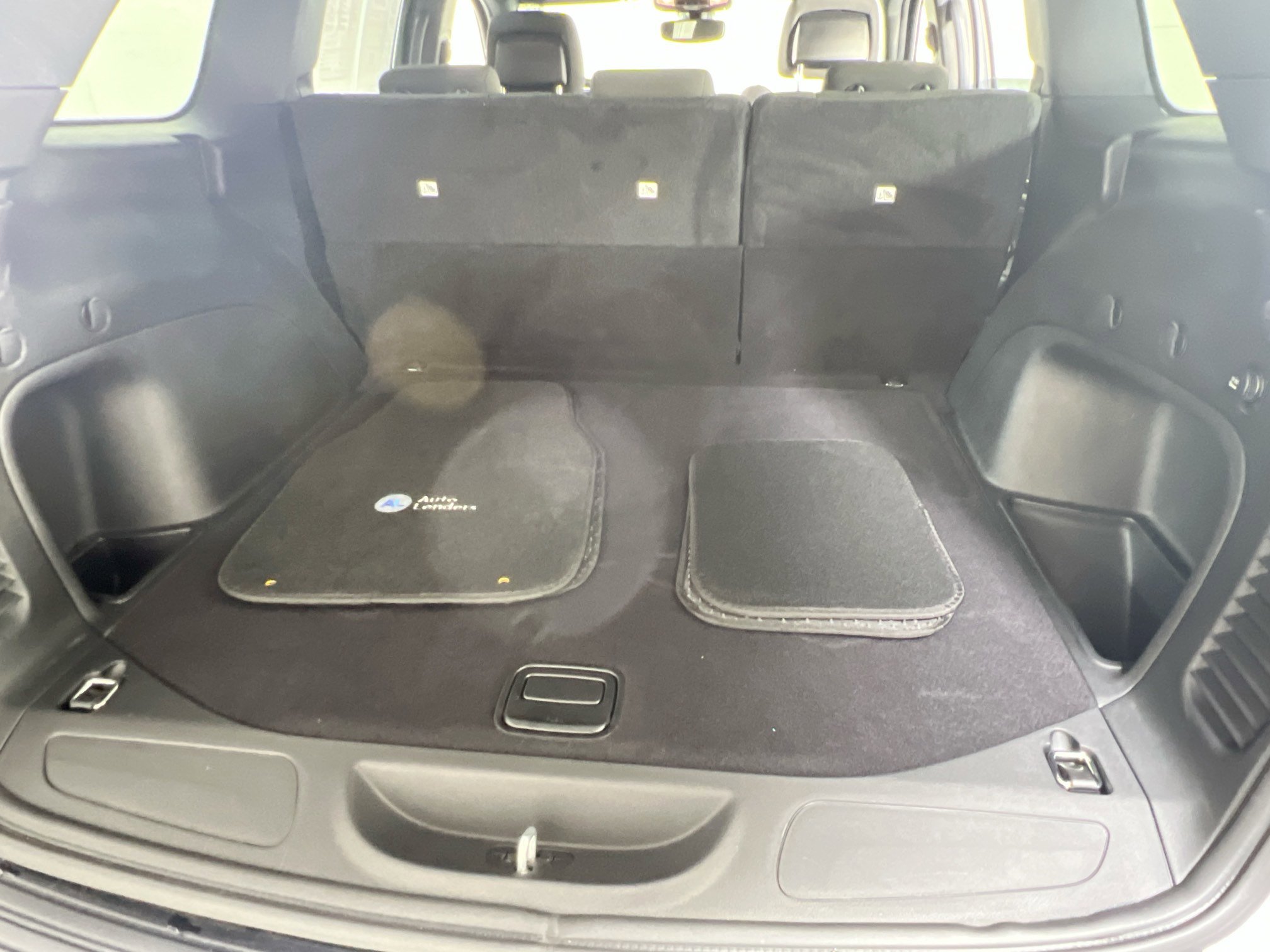 Used 2022 Jeep Grand Cherokee Laredo E w/ Security & Convenience Group image 24