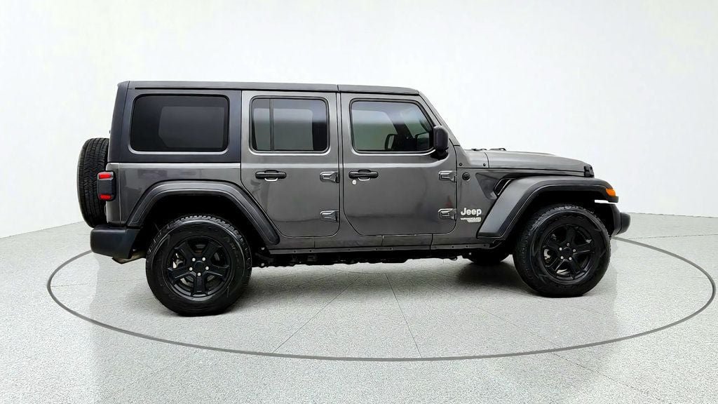 Used 2019 Jeep Wrangler Unlimited Sport S AWD/4WD image 4