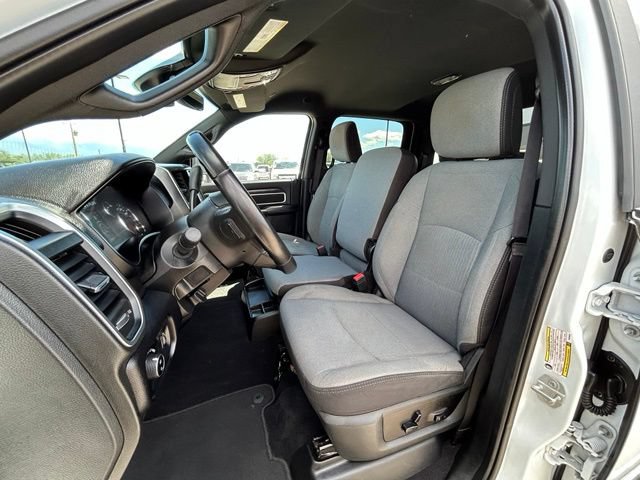 Used 2024 RAM 3500 Big Horn AWD/4WD image 29