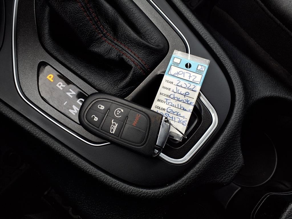 Used 2022 Jeep Cherokee Trailhawk w/ Premium Leather Package image 12