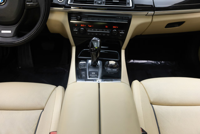Used 2013 BMW 760Li RWD image 9