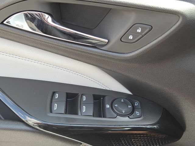 New 2026 Chevrolet Trax LT w/ LT Convenience Package FWD image 21