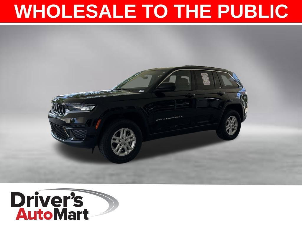 Used 2025 Jeep Grand Cherokee Laredo