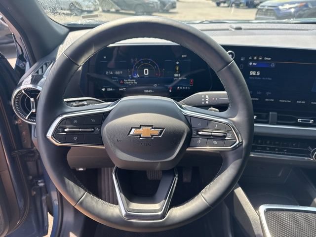 Used 2026 Chevrolet Equinox LT AWD/4WD image 11