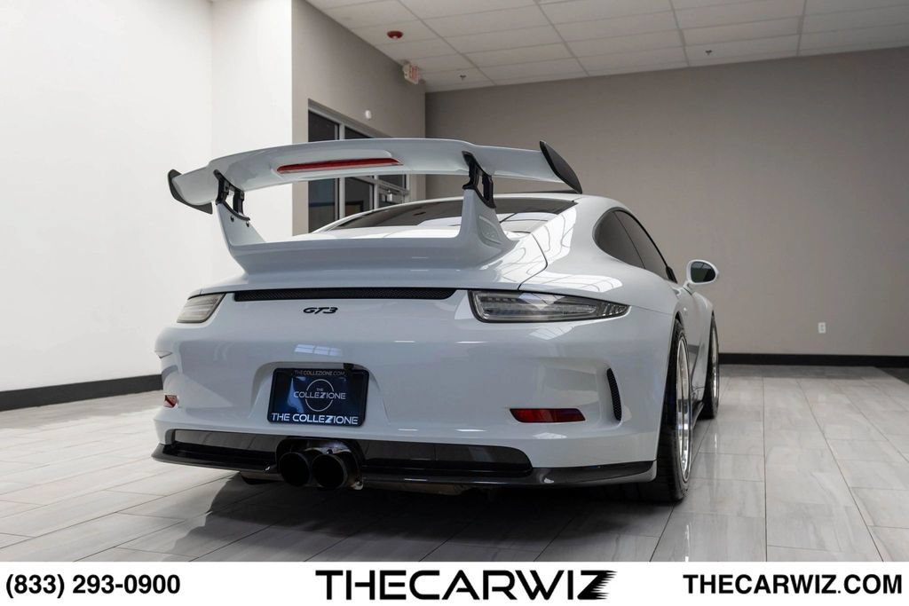 Used 2015 Porsche 911 GT3 RWD image 32
