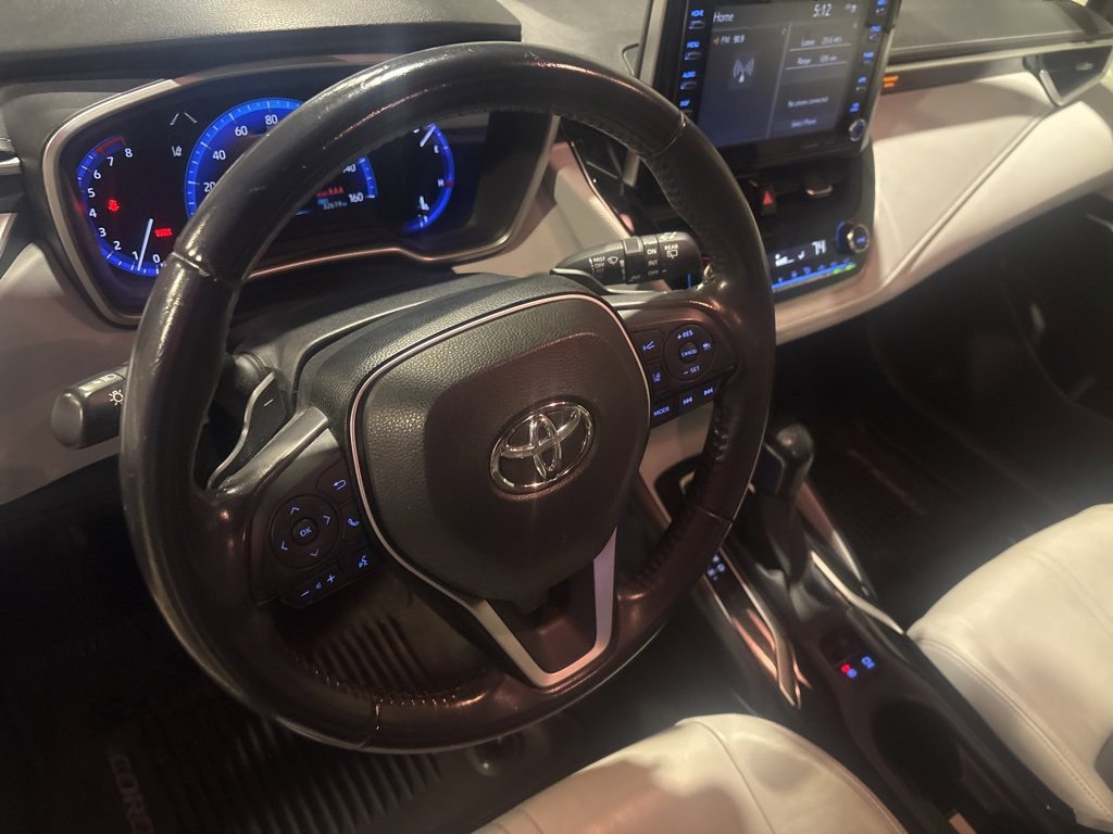 Used 2020 Toyota Corolla XSE image 14