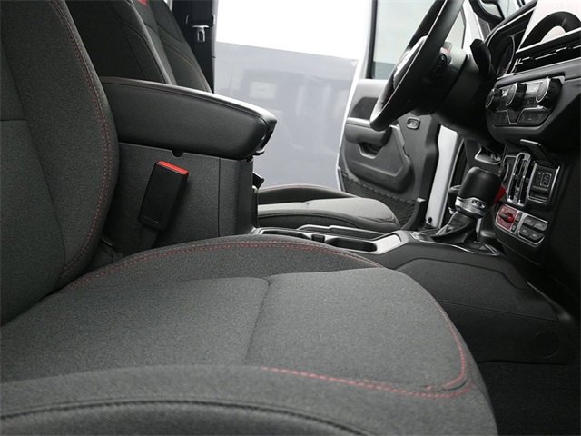 Used 2024 Jeep Wrangler Unlimited Rubicon w/ Technology Group image 24