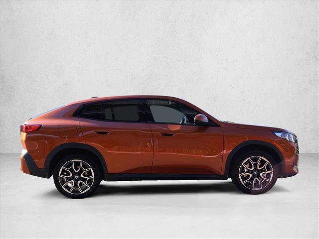 Certified 2025 BMW X2 xDrive28i w/ Convenience Package image 4