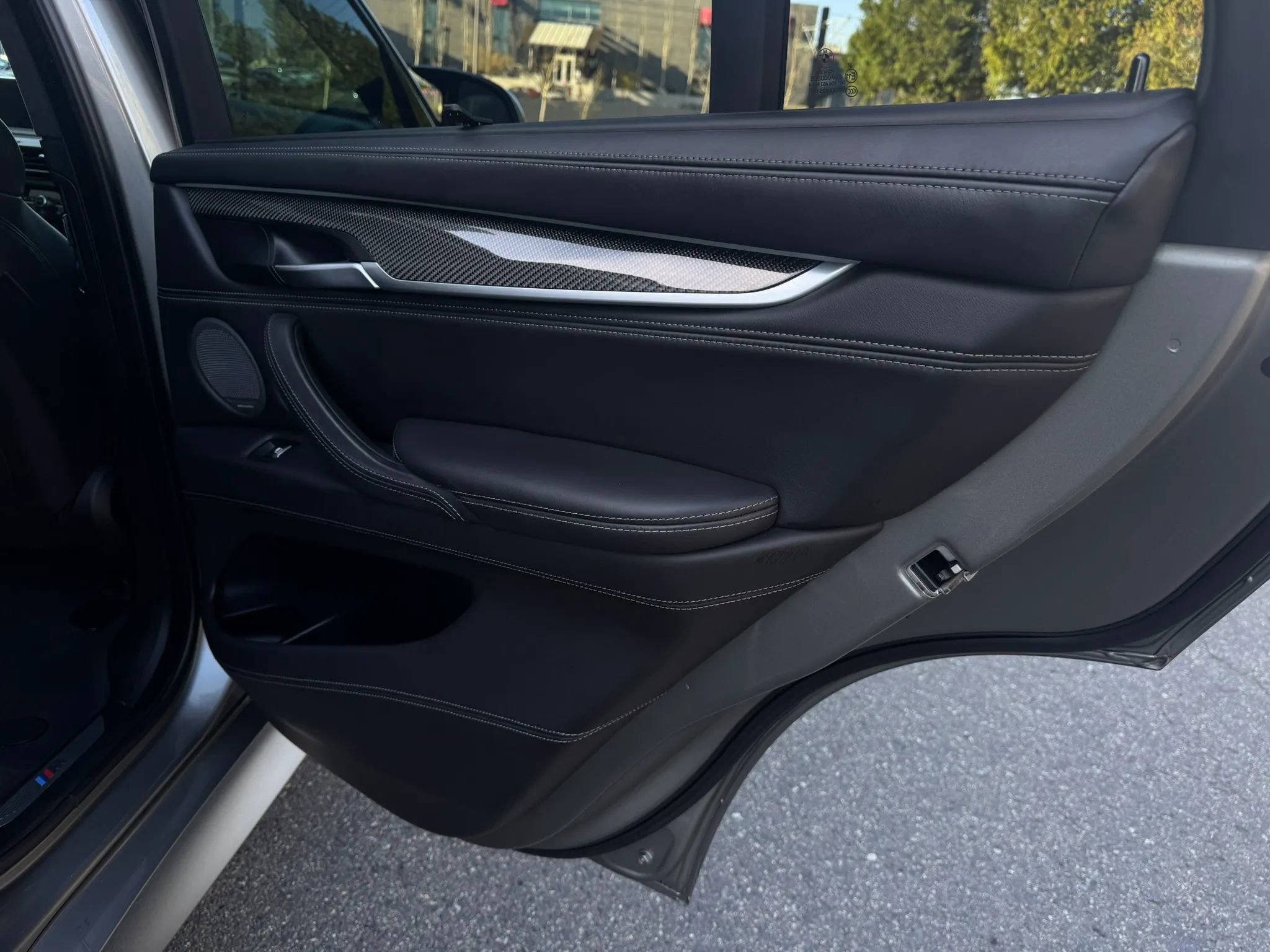 Used 2017 BMW X5 M image 32