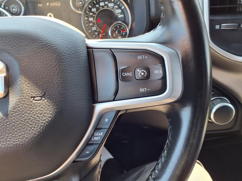 Used 2024 RAM 2500 Big Horn AWD/4WD image 15