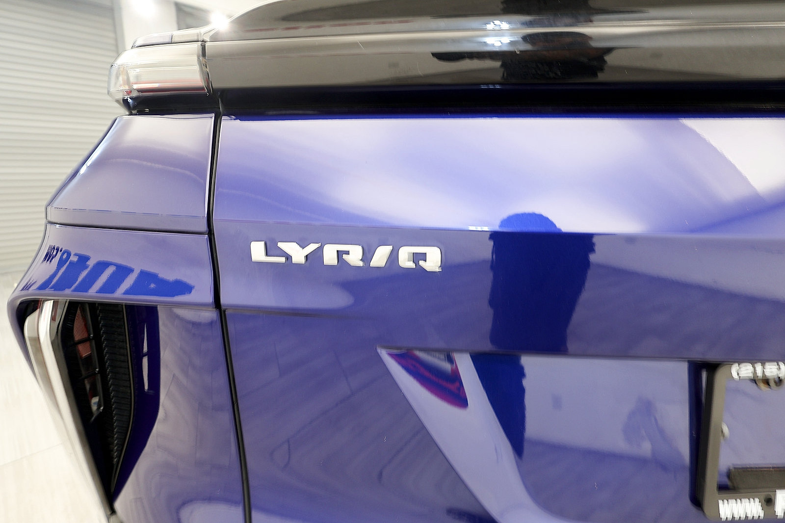 Used 2024 Cadillac Lyriq Tech AWD/4WD image 34