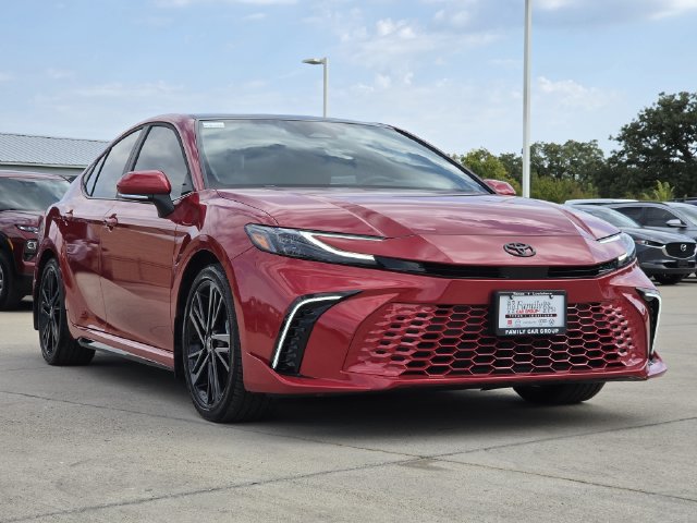 Used 2025 Toyota Camry XSE w/ Premium Package FWD image 2