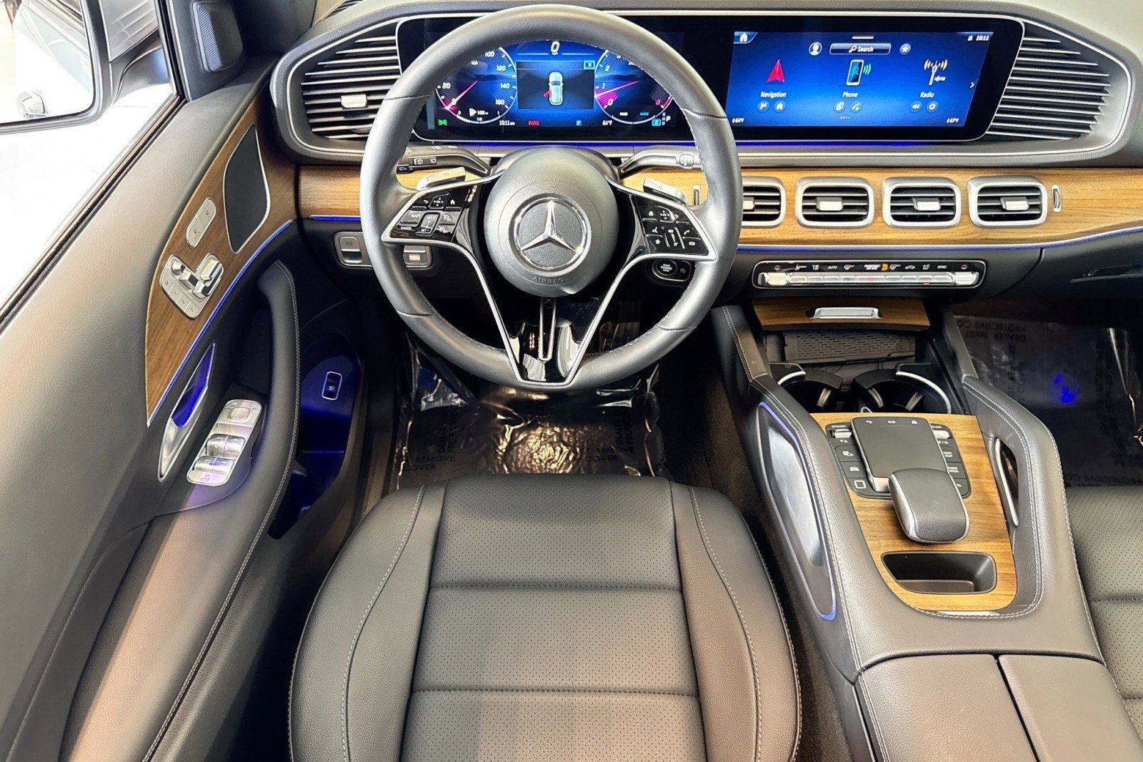 Certified 2025 Mercedes-Benz GLE 350 4MATIC w/ Winter Package image 21