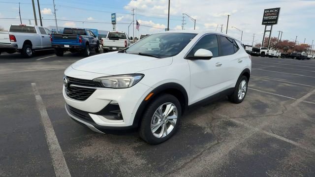 Used 2023 Buick Encore GX Preferred w/ Cold Weather Comfort Package AWD/4WD image 4