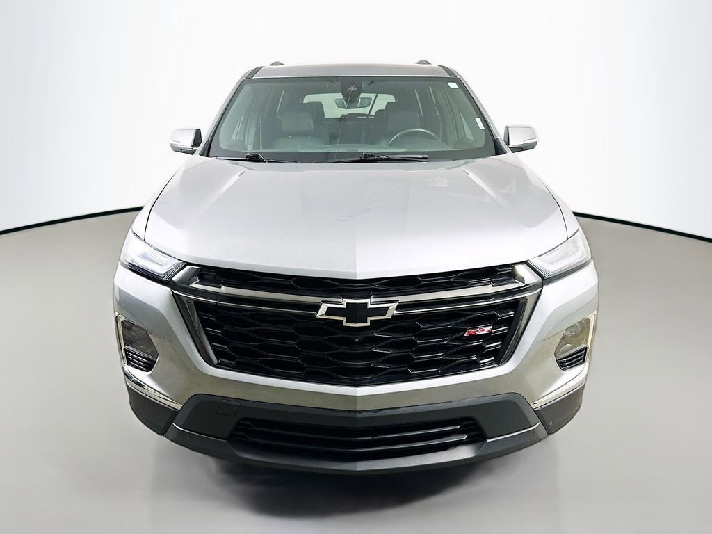 Used 2023 Chevrolet Traverse RS FWD video 2