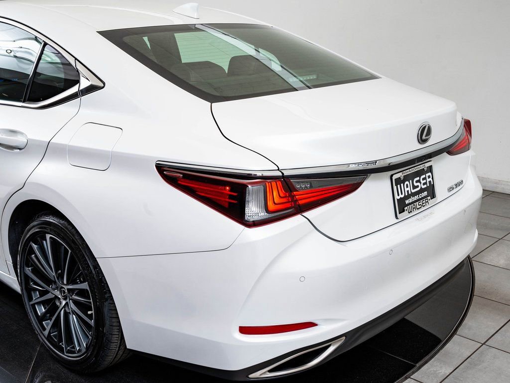 Certified 2023 Lexus ES 350 w/ Premium Package FWD image 23