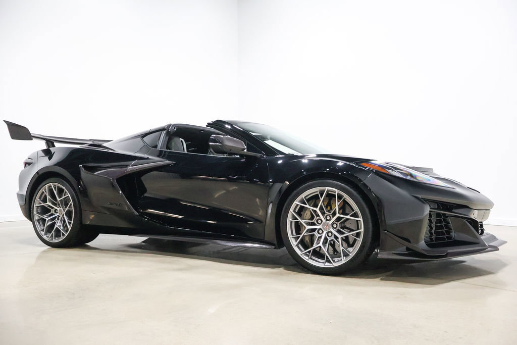 Used 2026 Chevrolet Corvette ZR1 w/ ZR1 Carbon Fiber Aero Package image 75