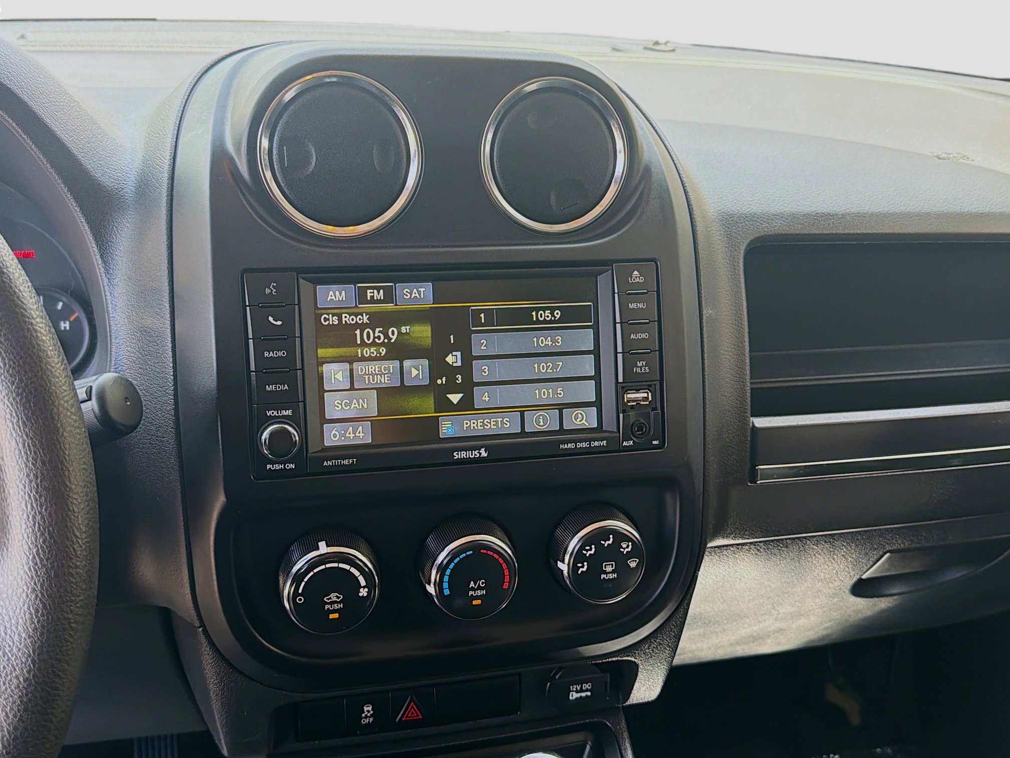 Used 2016 Jeep Patriot Sport w/ Power Value Group FWD image 12