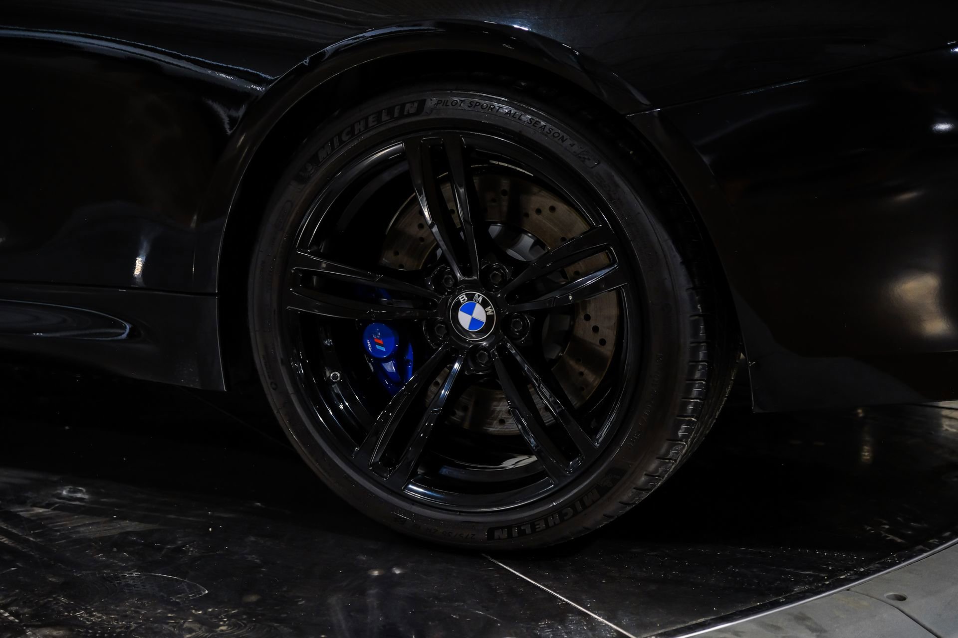 Used 2017 BMW M4 Base image 60