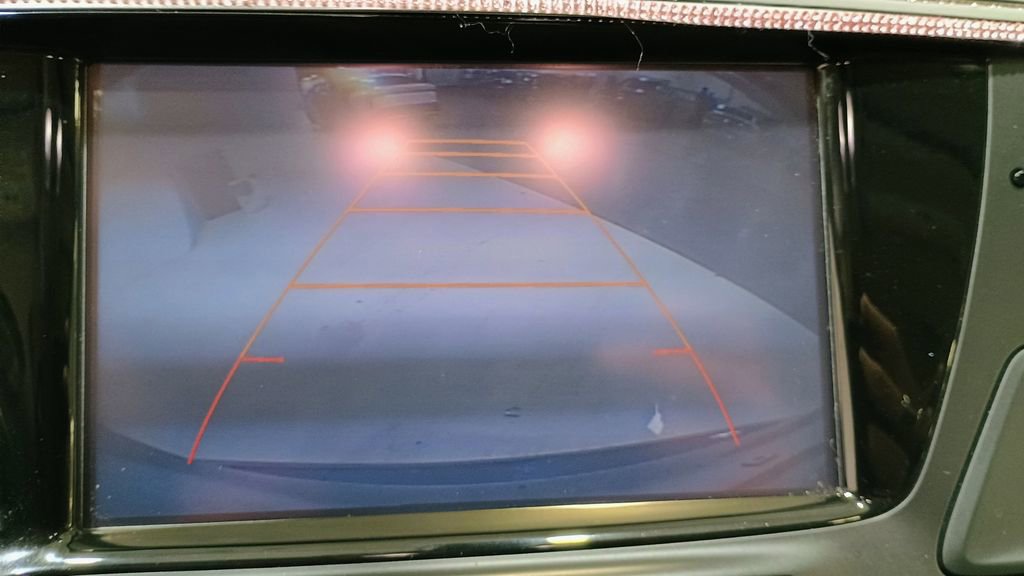 Used 2017 Buick Envision Essence image 19