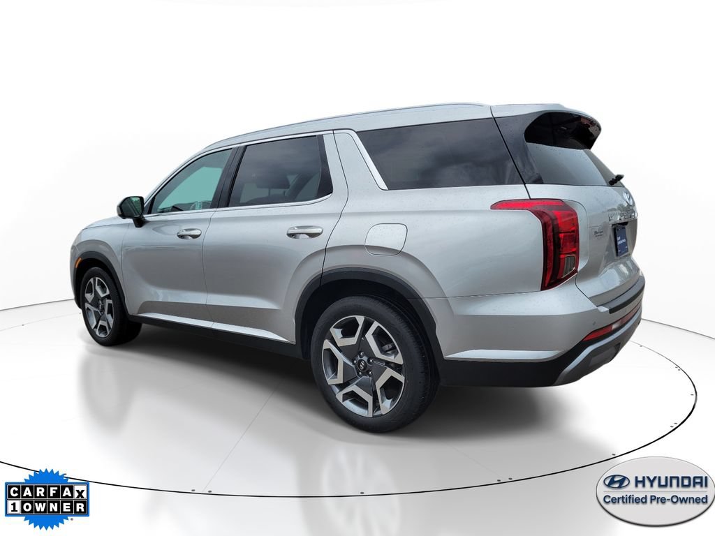 Used 2025 Hyundai Palisade SEL FWD image 3