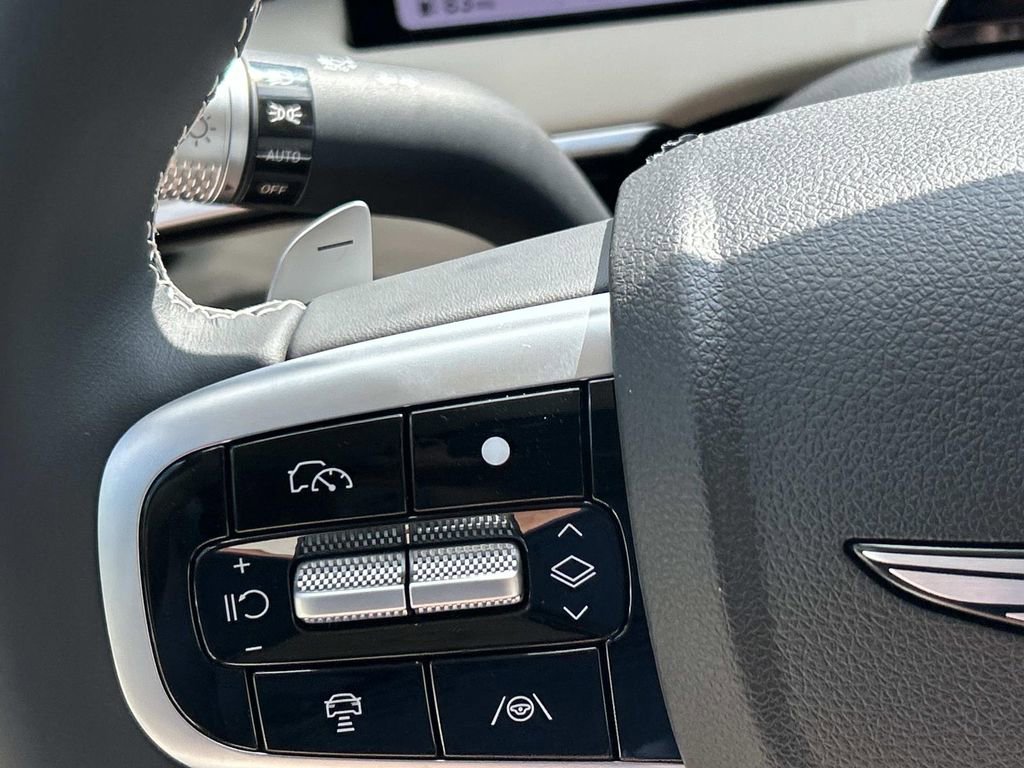 New 2026 Genesis GV70 2.5T image 28