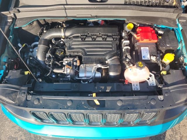 Used 2022 Jeep Renegade Altitude image 14