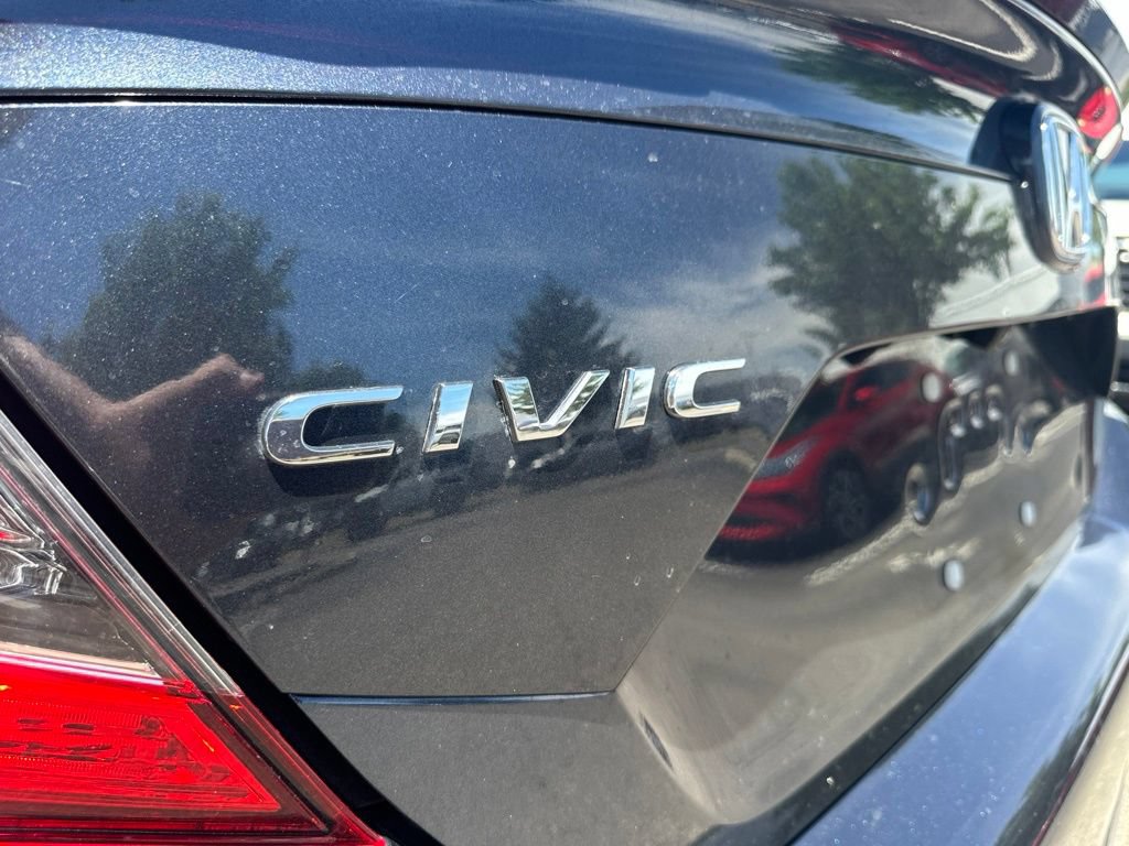 Used 2019 Honda Civic EX image 4