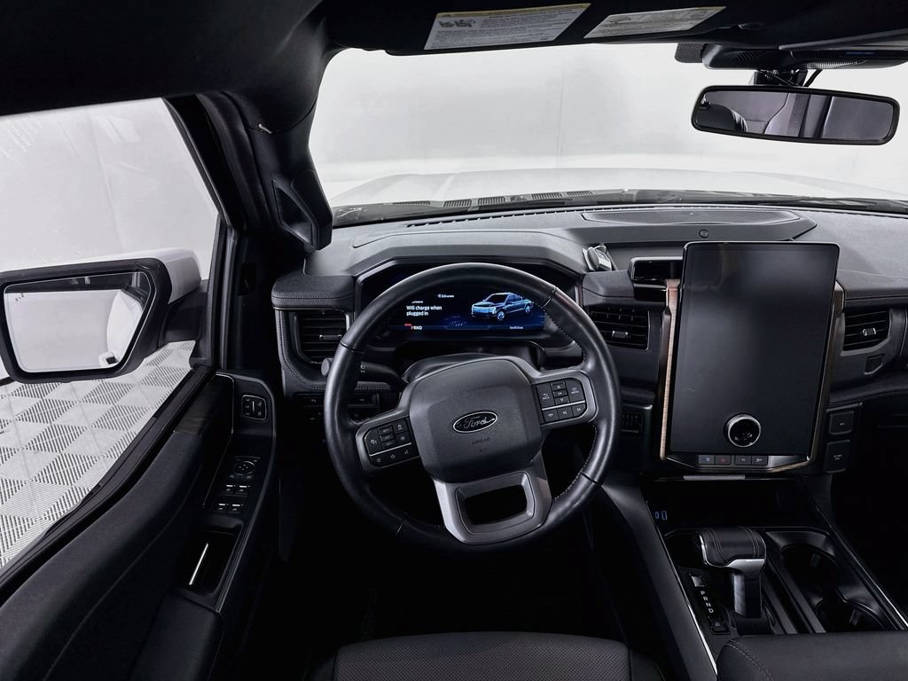 Used 2022 Ford F150 Lightning Lariat AWD/4WD image 22