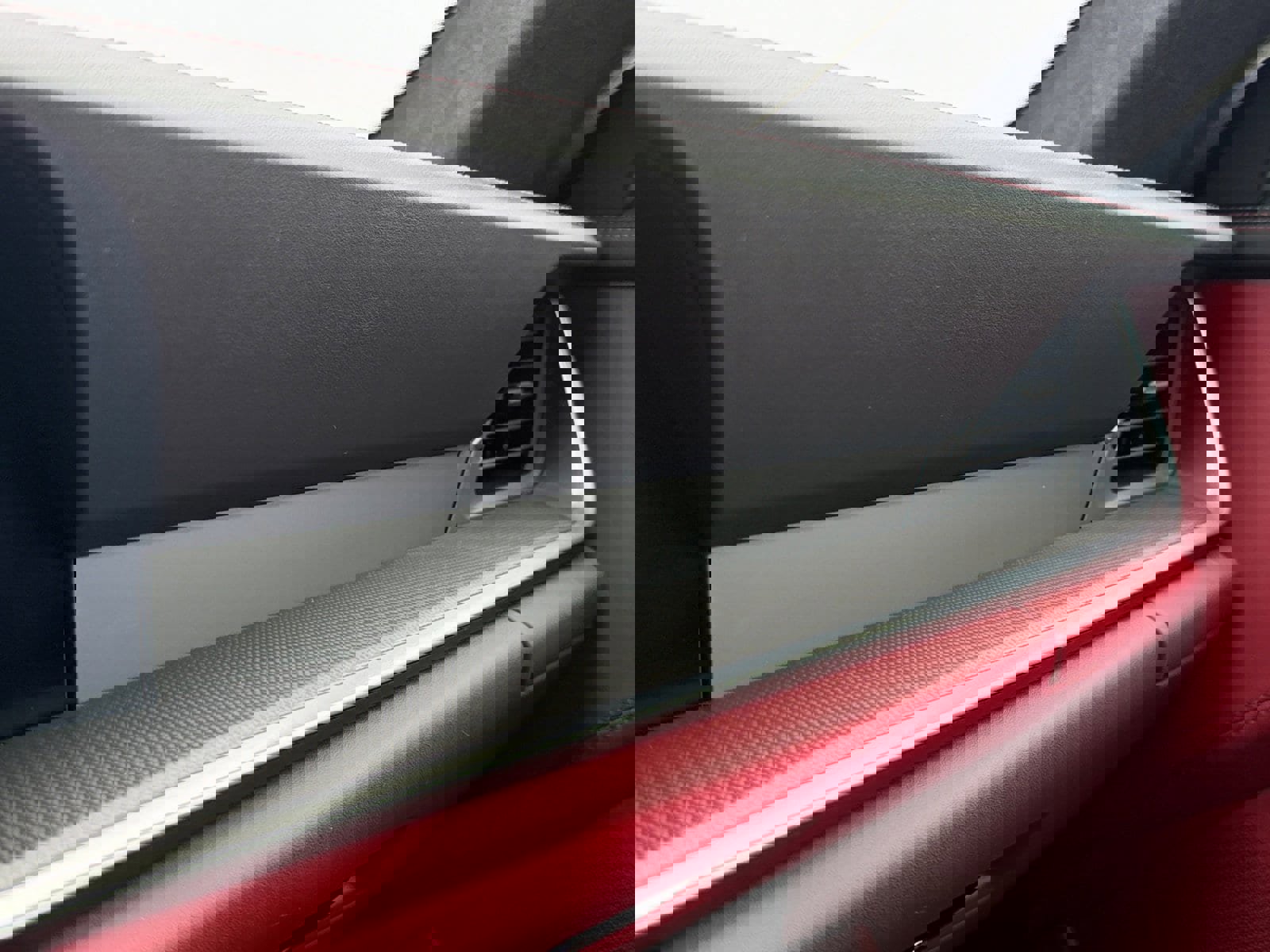 Certified 2022 Porsche 911 Turbo S image 36