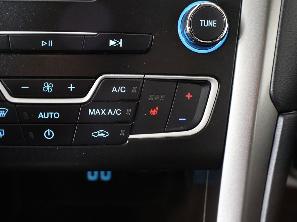 Used 2019 Ford Fusion SEL image 45