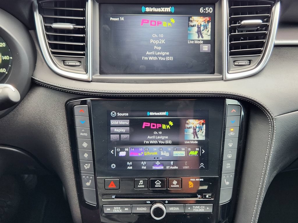 Used 2022 INFINITI QX50 Luxe FWD image 16