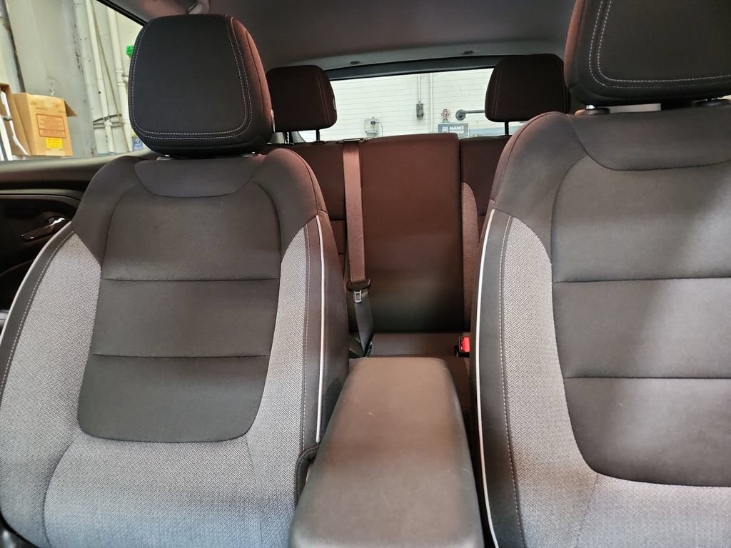 Used 2023 Chevrolet TrailBlazer LT FWD image 35